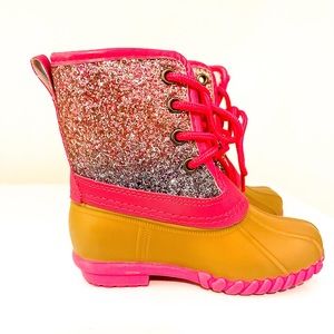 NWOT Girls Pink Glitter Ombré Duck Style Boots Size 10